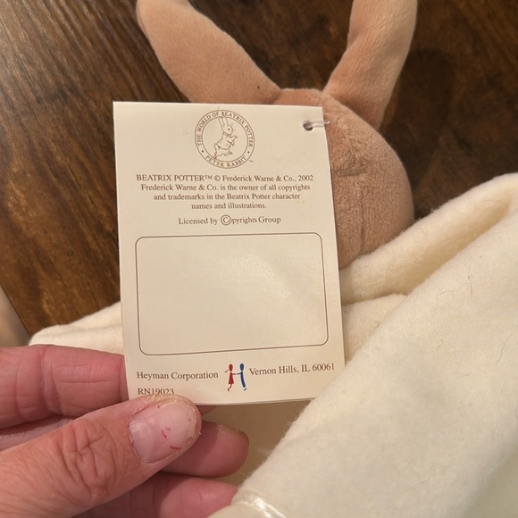 World of Beatrix Potter Peter Rabbit Lovey 18" x 18" Blanket Unisex Cream Satin - Picture 10 of 10